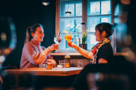 Scherzl Prien, Restaurant und Bar