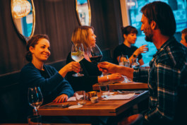 Scherzl Prien, Restaurant und Bar